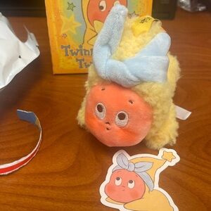 Popmart Twinkle Twinkle “Little Cutie” purse pal